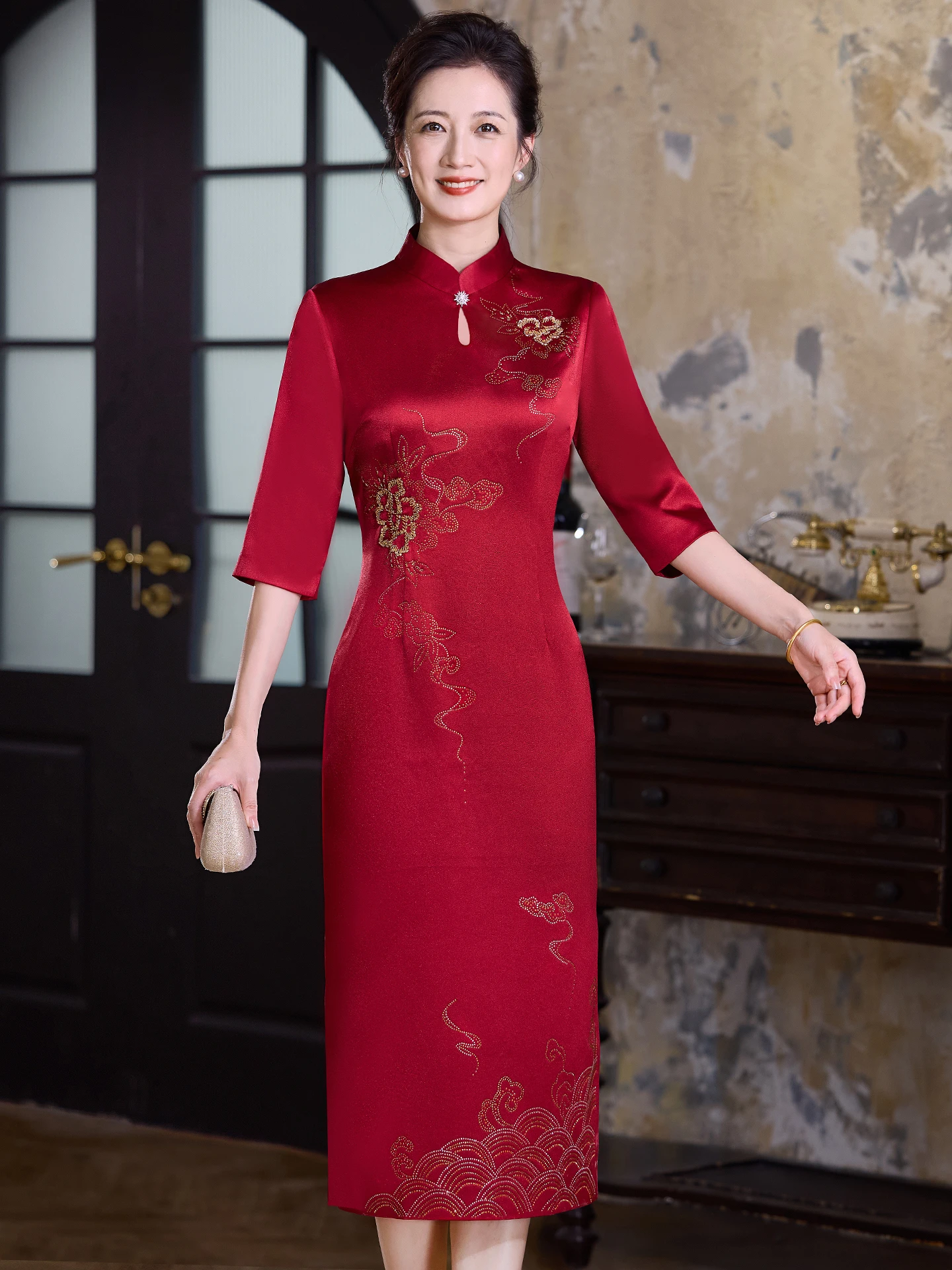 

Новое китайское вечернее платье Ele New Chinese Sle с длинными рукавами средней длины из полиэфирного волокна для матери невесты