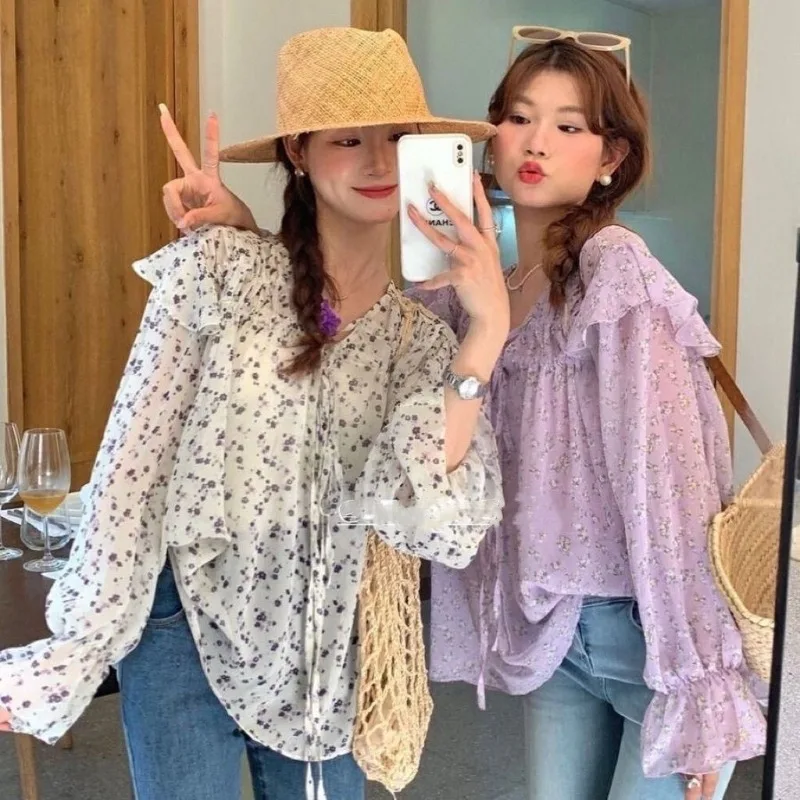

Femme Spring Summer Korean Fashion Fashion V-neck Chiffon Tops Women Clothing Young Style Appear Thin Floral Long Sleeve Cardiga