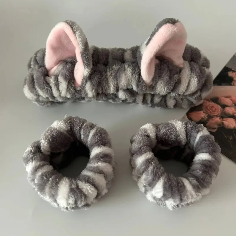 3Pcs Set Adult Cute Cat Ear Leopard Print Plush Headband, Elastic Wrist Strap for Spa Washing Face Makeup for Women Girls