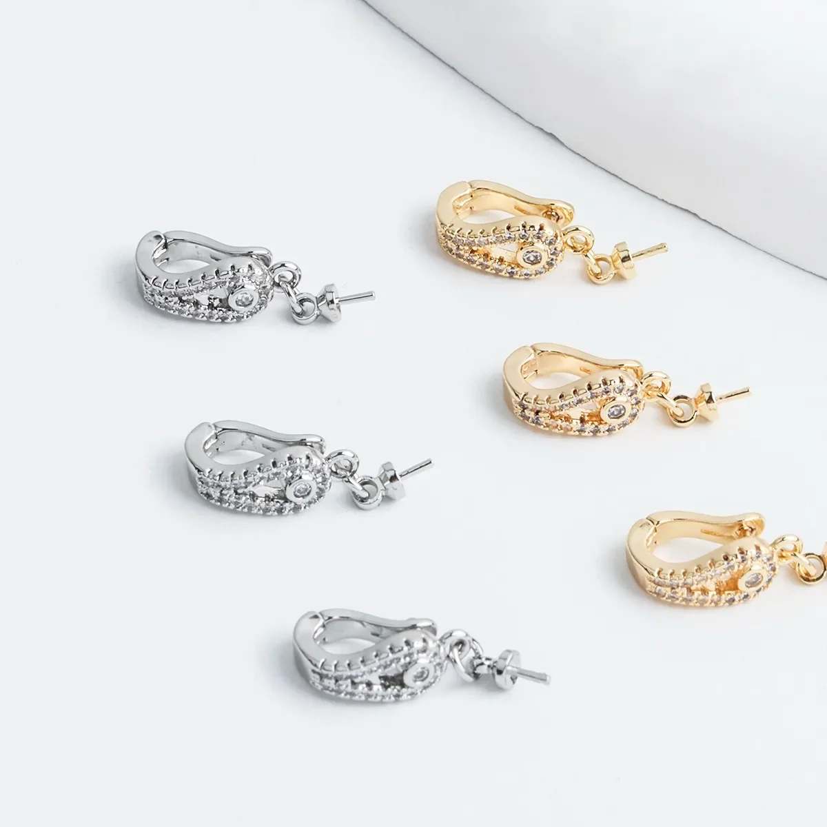 

18K Real Gold-plated Micro-inlaid Openable Buckle Universal Buckle, Removable Multi-functional Pendant Holder DIY Material