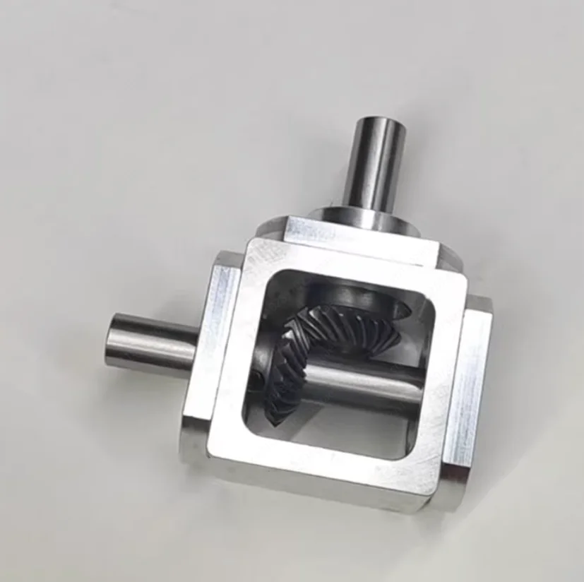 T-type cross commutator shaft diameter 10 right angle transmission gearbox bevel tooth reduction gearbox rotate
