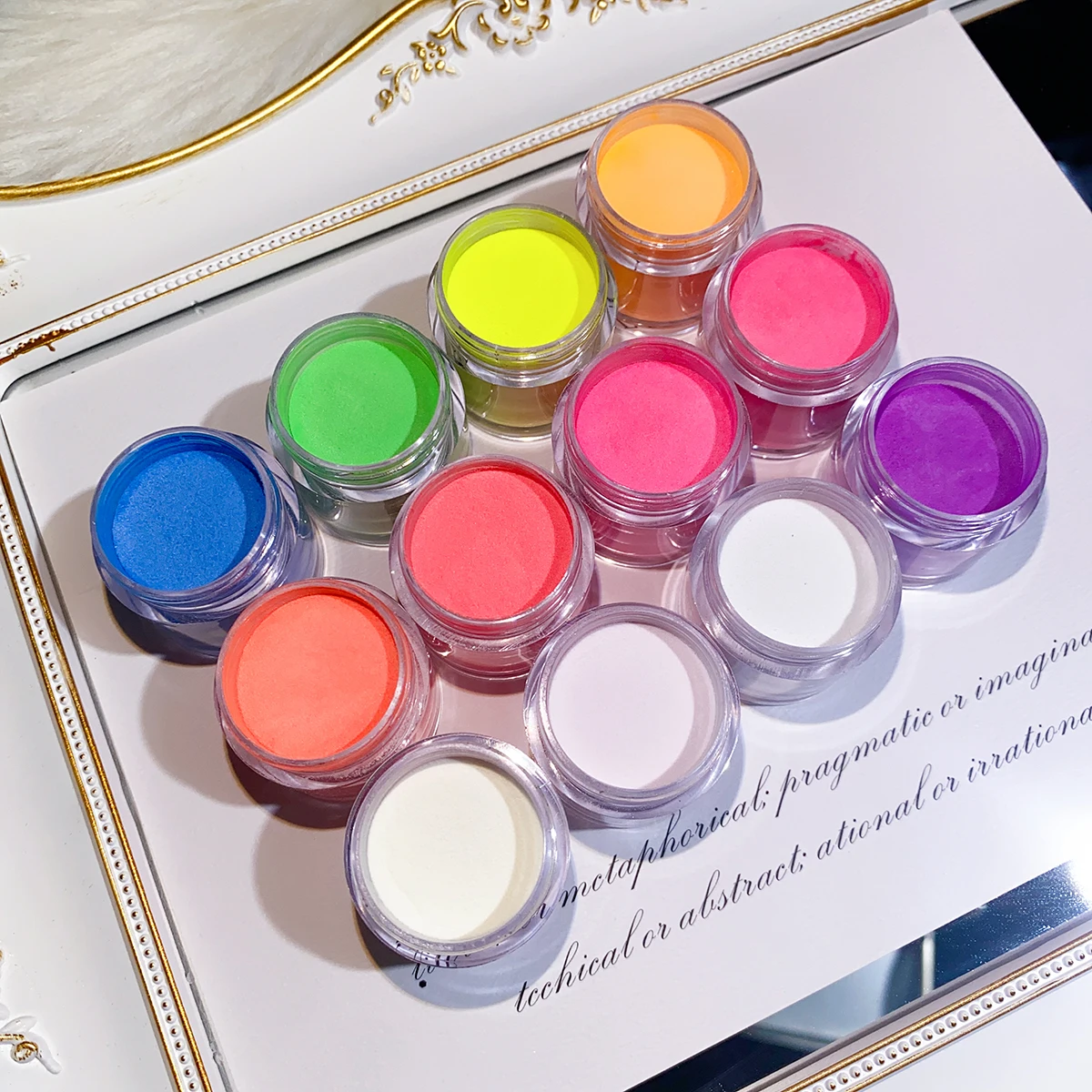 12 Słoików Świecących w Ciemności Neonowo Zielonych Akrylowych Pudrów do Paznokci na Halloween, Akrylowy Proszek do Przedłużania Paznokci, Zestaw do Zanurzania w Pudrze