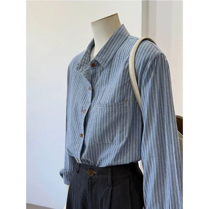 

Корейский стиль, сине-белая полосатая лацкана, ленивая повседневная многослойная универсальная рубашка для женщин