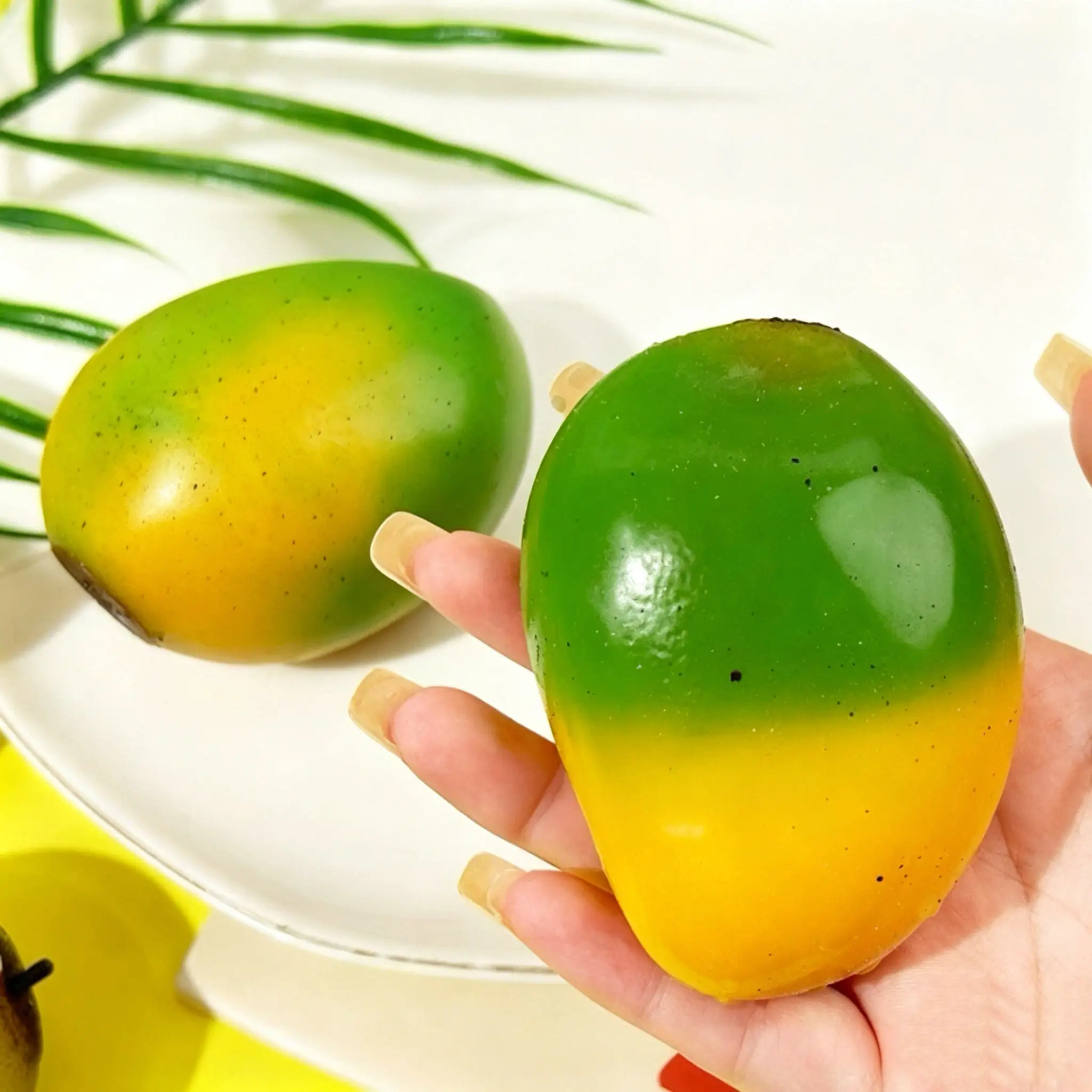 Novelty Color Changing Mango Squishy Toy Moldable Slow Rising Stress Relief Fidget Toy for Adults Birthday Party Favors Gifts