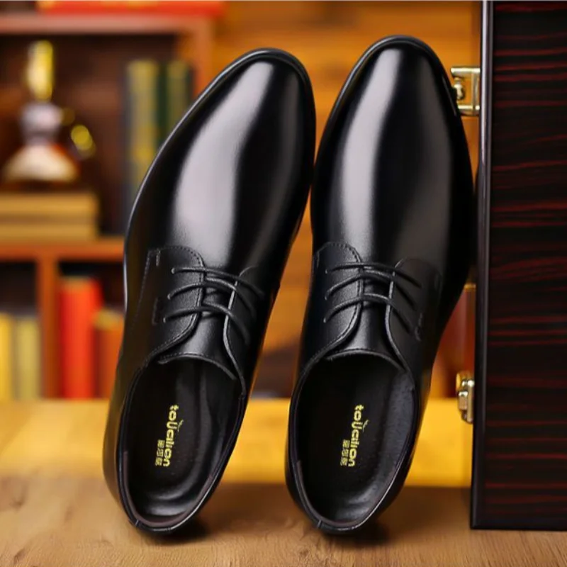 Primavera otoño zapato Social negro zapatos formales de punta estrecha para hombre calzado Casual de cuero 2024 estilo nuevo elegante y clásico