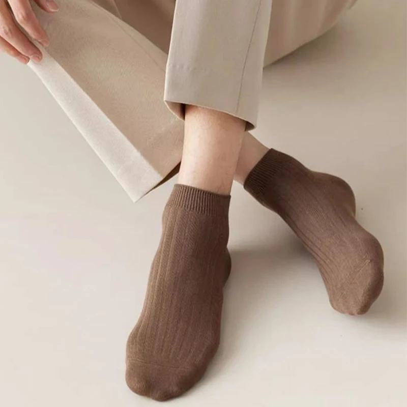 5 أزواج من الجوارب الرجالية البسيطة المريحة والقابلة للتنفس، جورب كاحل ناعم منخفض القطع عالي الجودة ممتص للعرق بلون سادة للرجال #2