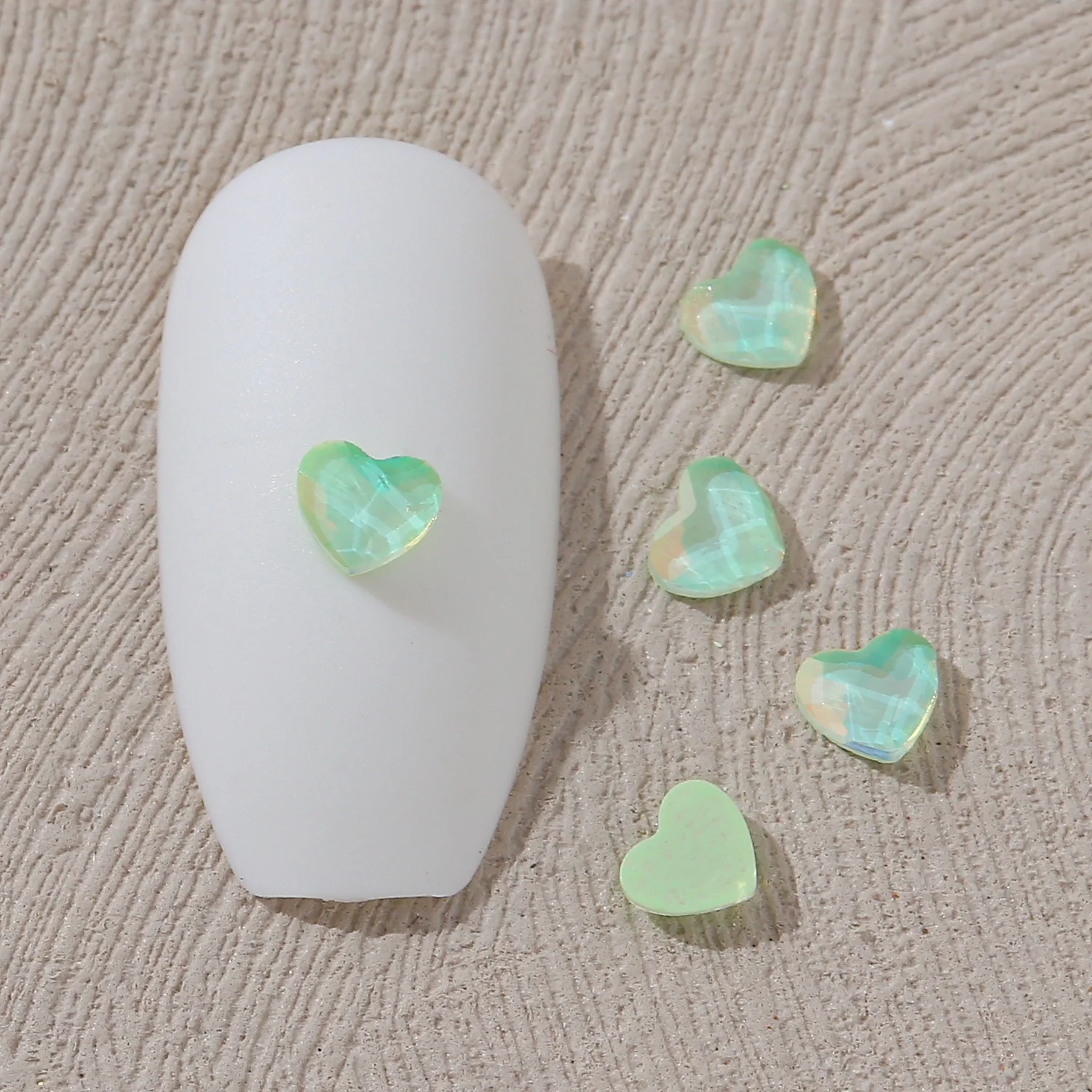 Opal Mocha 3mm Heart-Shaped Wholesale Flat bottom Nail Art rhinestones Self-Adhesive Shiny Glass Crystal 3D Nail Decoration
