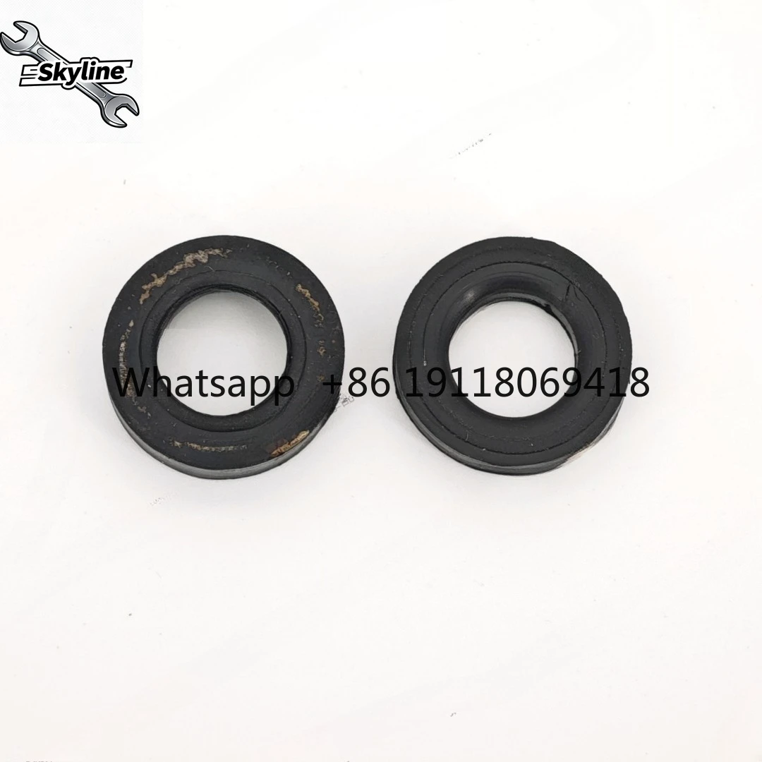 Applicable, scooter accessories cylinder head screw oil seal SCR100 cylinder head screw