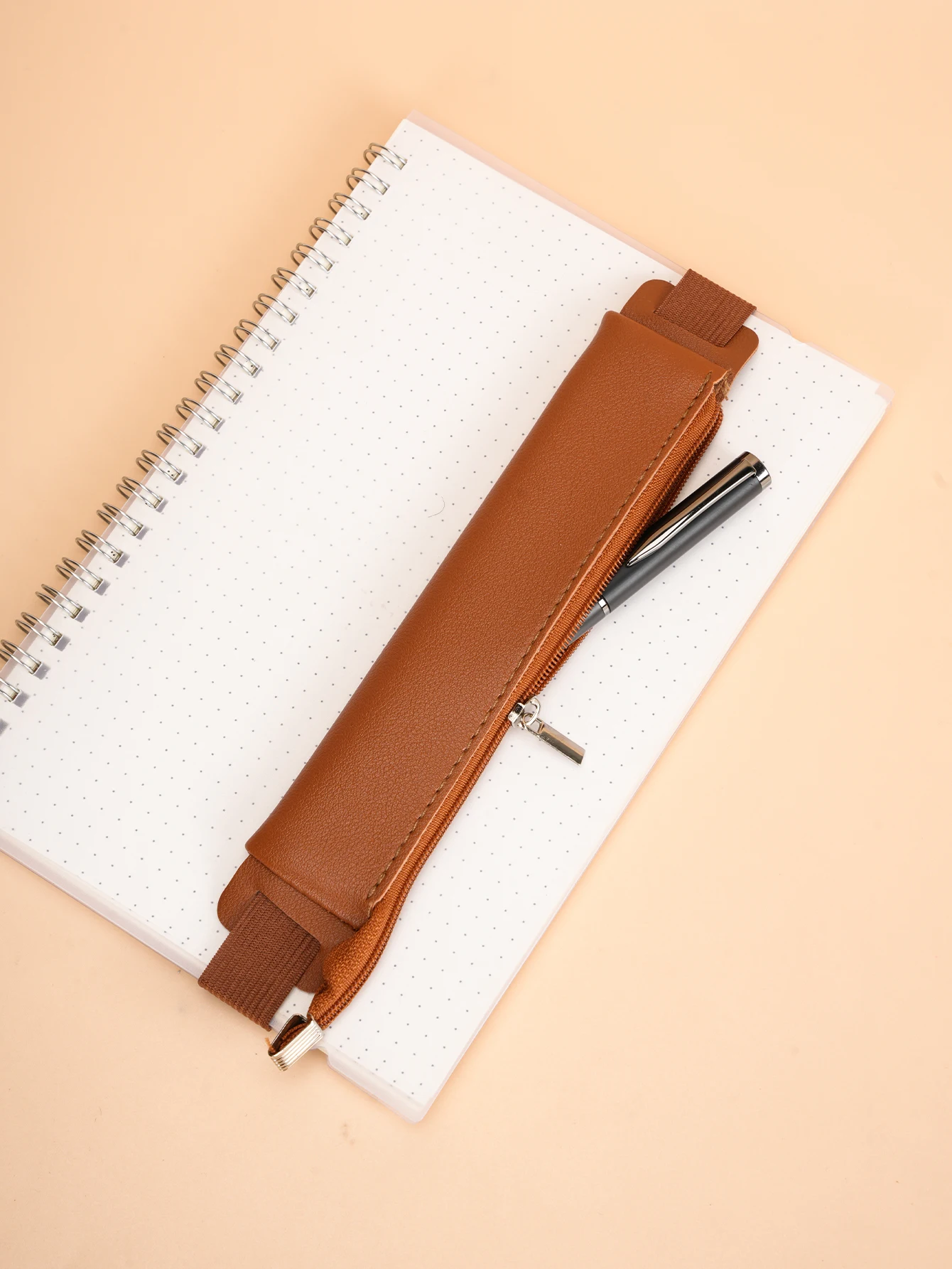 1pc Solid Color Notebook Pen Cover Pen Holder Pu Single Storage Elastic With Pen Bag