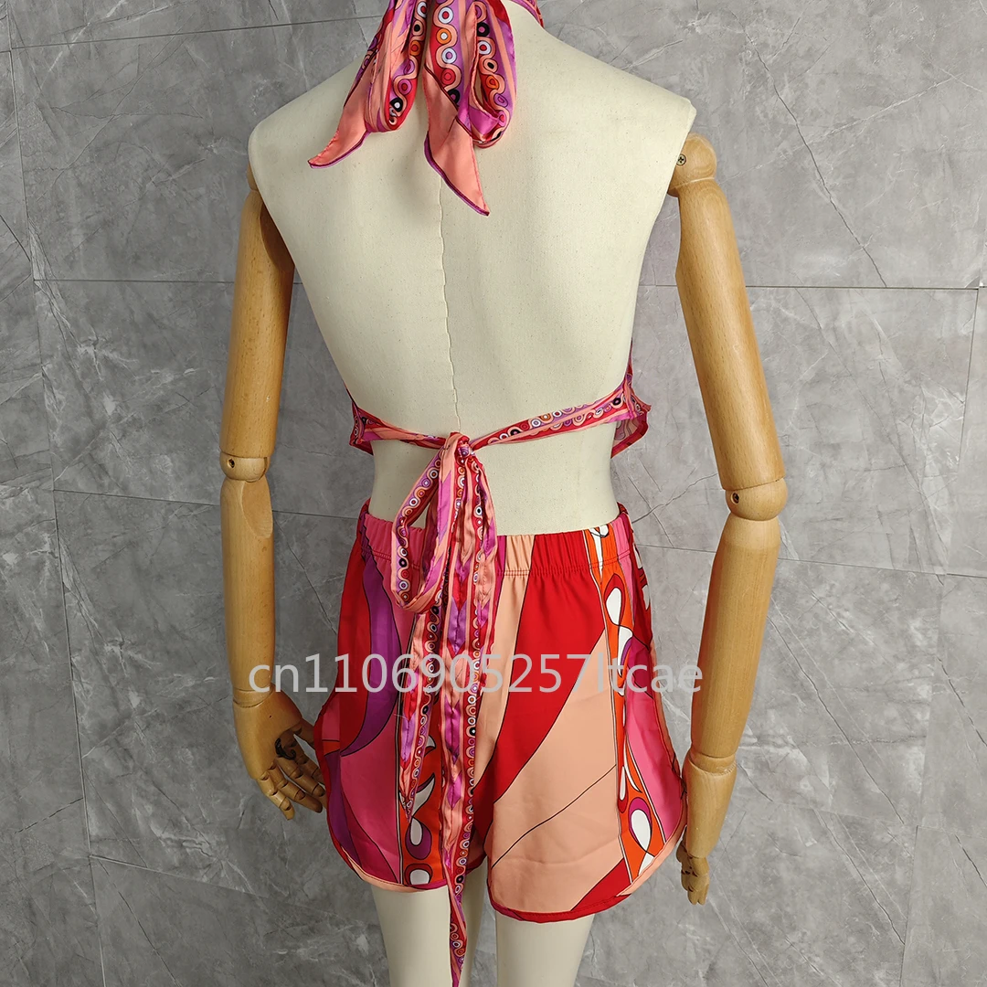 Setelan Pendek Wanita Desain Mewah Merek Desainer Setelan Seksi dengan Ikat Pinggang