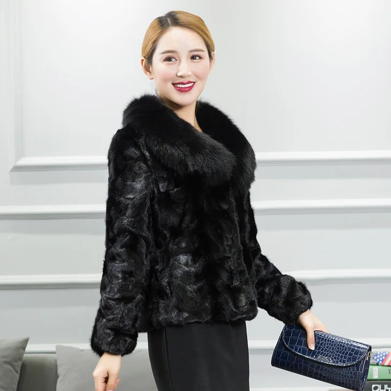 New Women's Faux Fur Coat Lapel Collar Long Sleeve Stylish Slim Fit Comfortable Trendy Versatile Commuter Casual Daily Wear Coat
