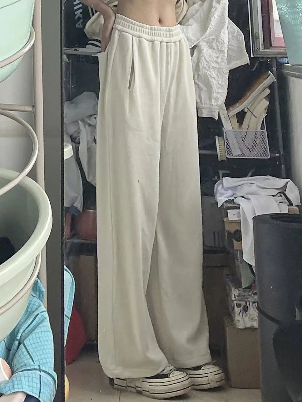 Witte Fce gevoerde losse sportbroek met wijde pijpen voor dames Hoge taille Lange rechte broek Sexy meisjes casual broek