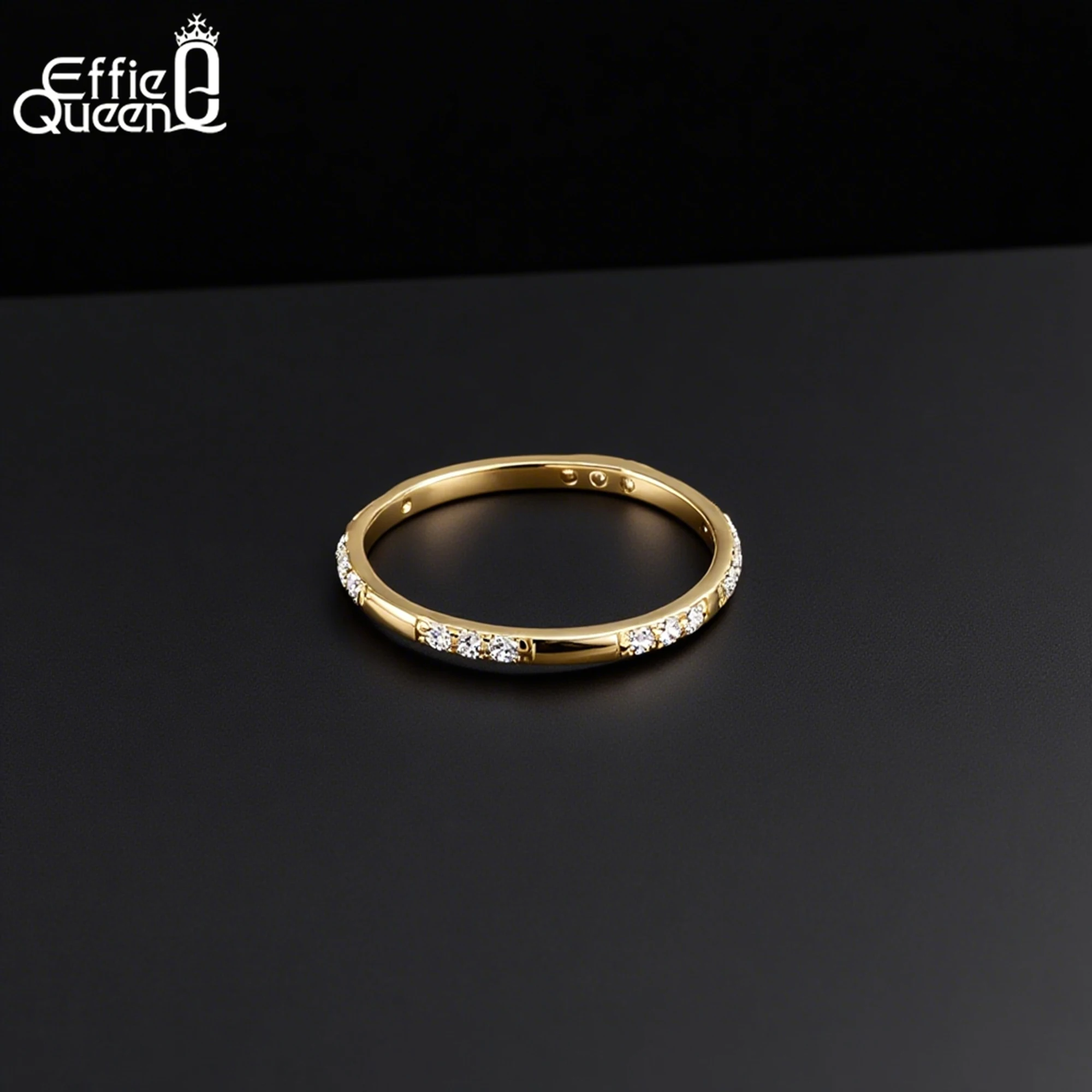 

Effie Queen Glamorous 925 Sterling Silver Eternity Ring Featuring a Stunning Oval-Cut Zirconia, Perfectly Jewelry for Her APR37