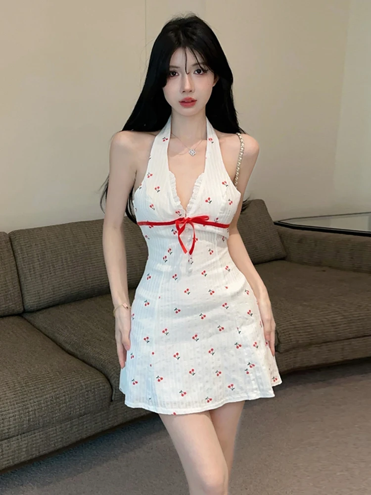 

Милая сексуальная юбка трапециевидной формы с глубоким v-образным вырезом и цветочным принтом Blo Hanging Ne Dr Pure Desire с талией