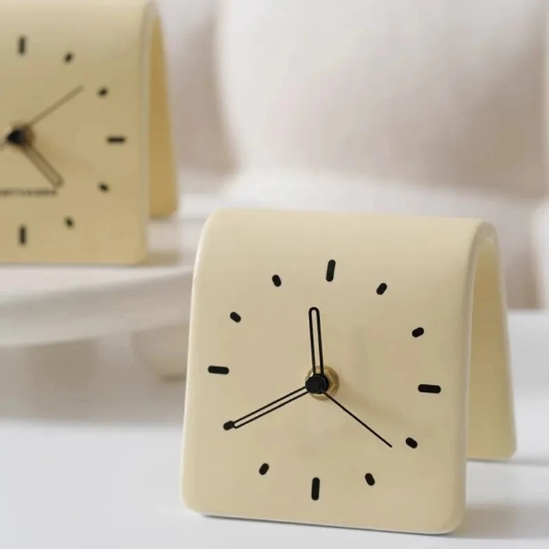 For Creative Ceramic Countertop Clock Simple Silent Desk Clock Home Ornament for Living Room Bedside Decor