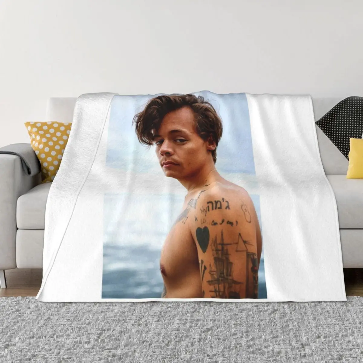 

Handsome Face Poster Throw Blanket Sofa Blanket Furry Blankets Soft Bed Blankets