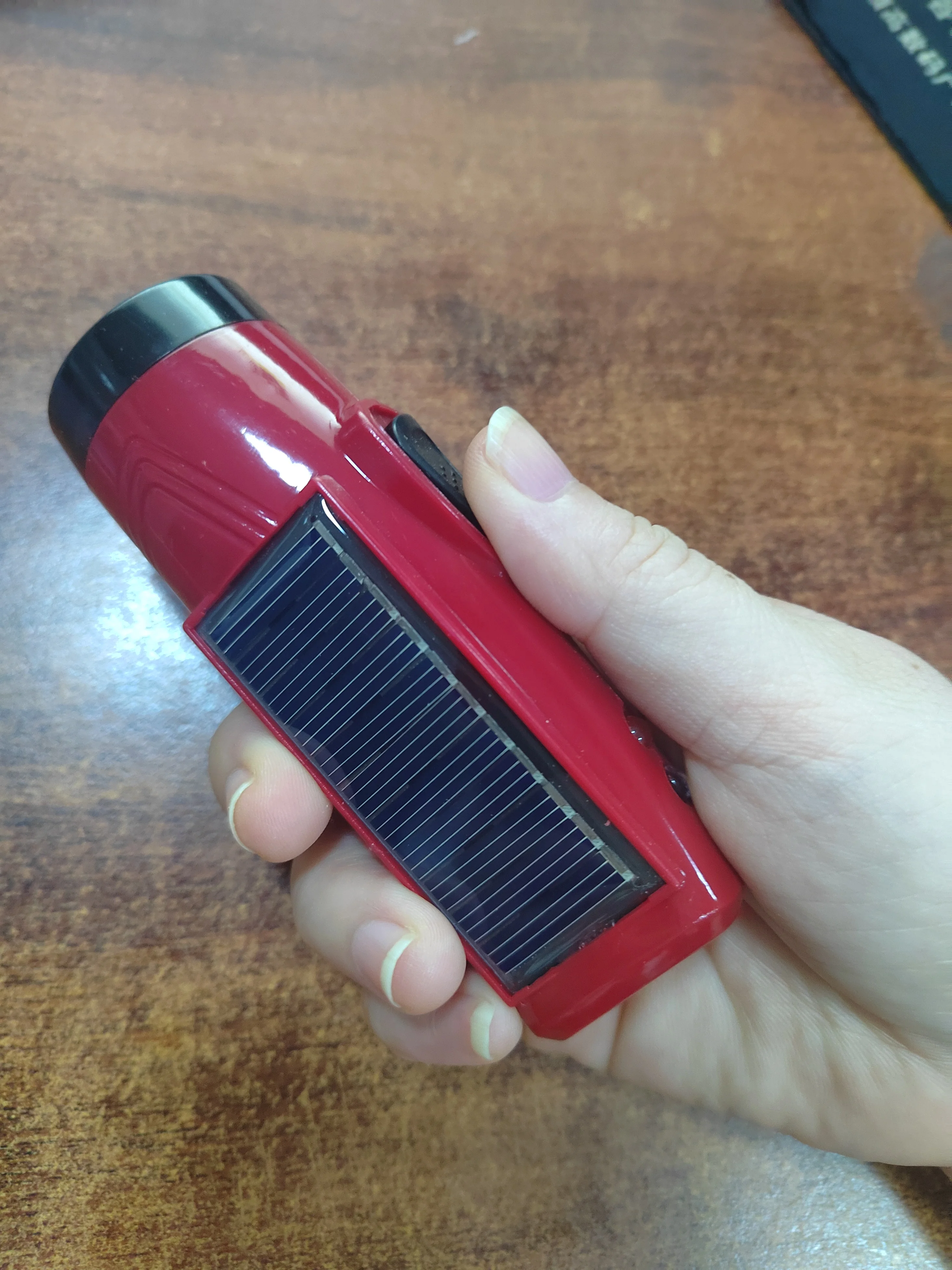 Portable Rechargeable Flashlight with Solar panels  Mini 14500 Lithium Battery Handheld Powerful LED Banknote Detection light