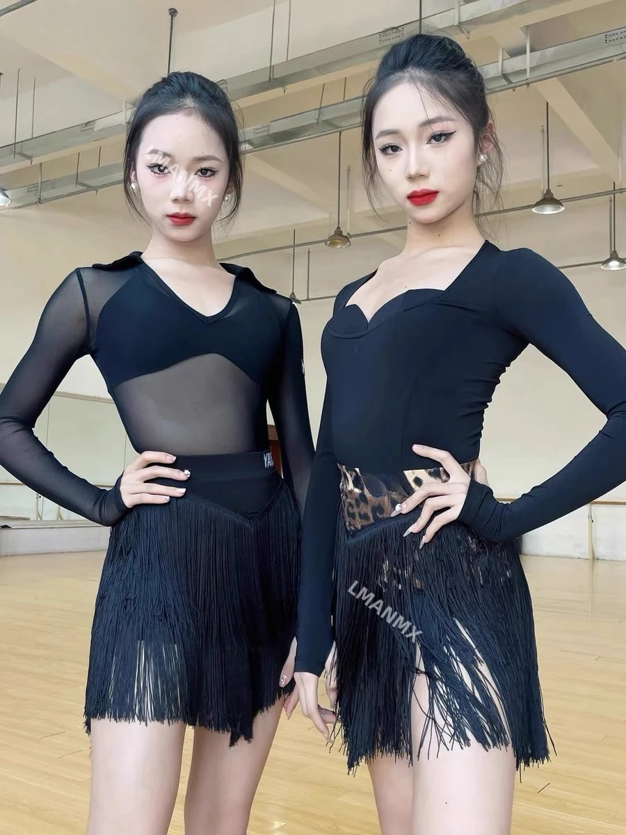

Наряд для латинских танцев, новый тренировочный наряд, наряд для выступлений, черный топ с длинными рукавами, квадратный вырез, женская юбка с кисточками