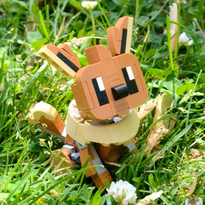 

91PCS MOC Eevee DIY Educational Assembly Toys Educational Minifigures Assembly Building Blocks Cute Pocket Pets Collectible Set