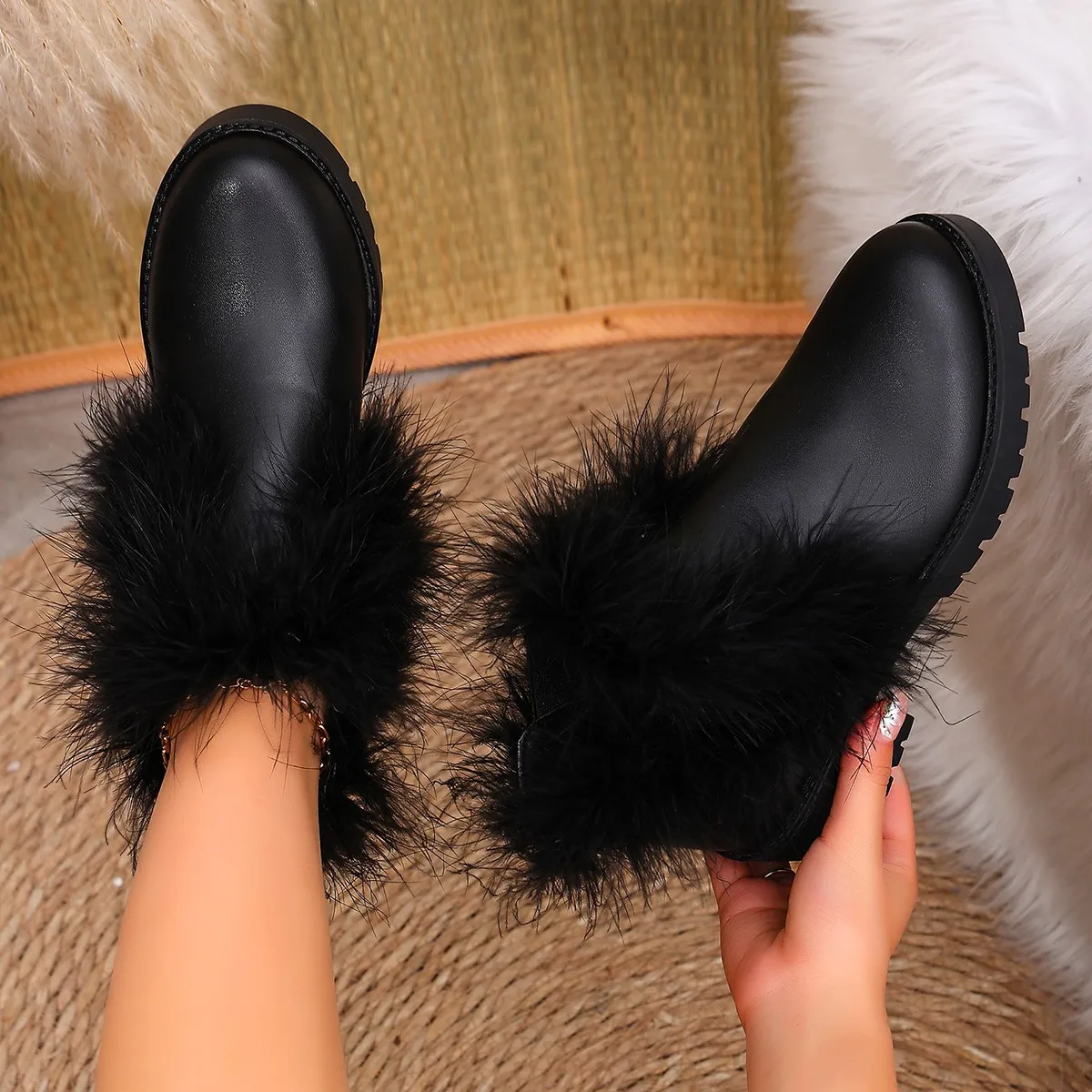 Plus-size Vintage Frayed Boots, Versatile and Trendy Short Boots, Popular Online Retro Lightweight Leather Boots