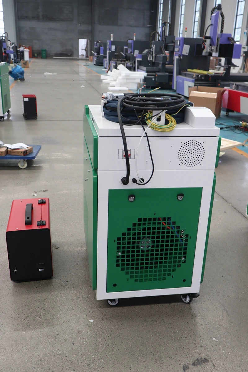 1500W Best Price 3IN1 Rust Removal Machine Metal Surface Cleaning Maxcool MCW-1500 Fiber Laser Cleaning Machine