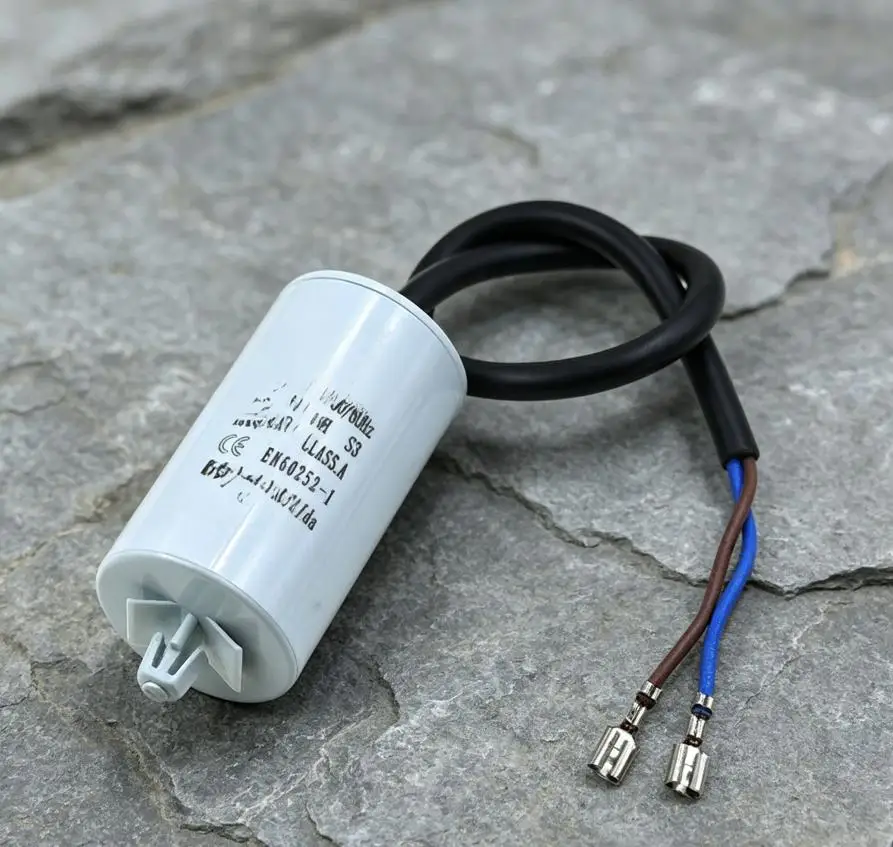condensador-de-arranque-para-compresor-de-refrigerador-4uf-450v-cbb65a-1-diseno-de-hebilla-pequena-para-una-instalacion-segura-color-blanco