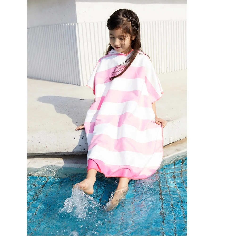 Stripe Printied Microfiber Beach Towel Kids Changing Robe Poncho Lightweight Quick Dry Hooded Bathrobe for Surf Beach Swimmers