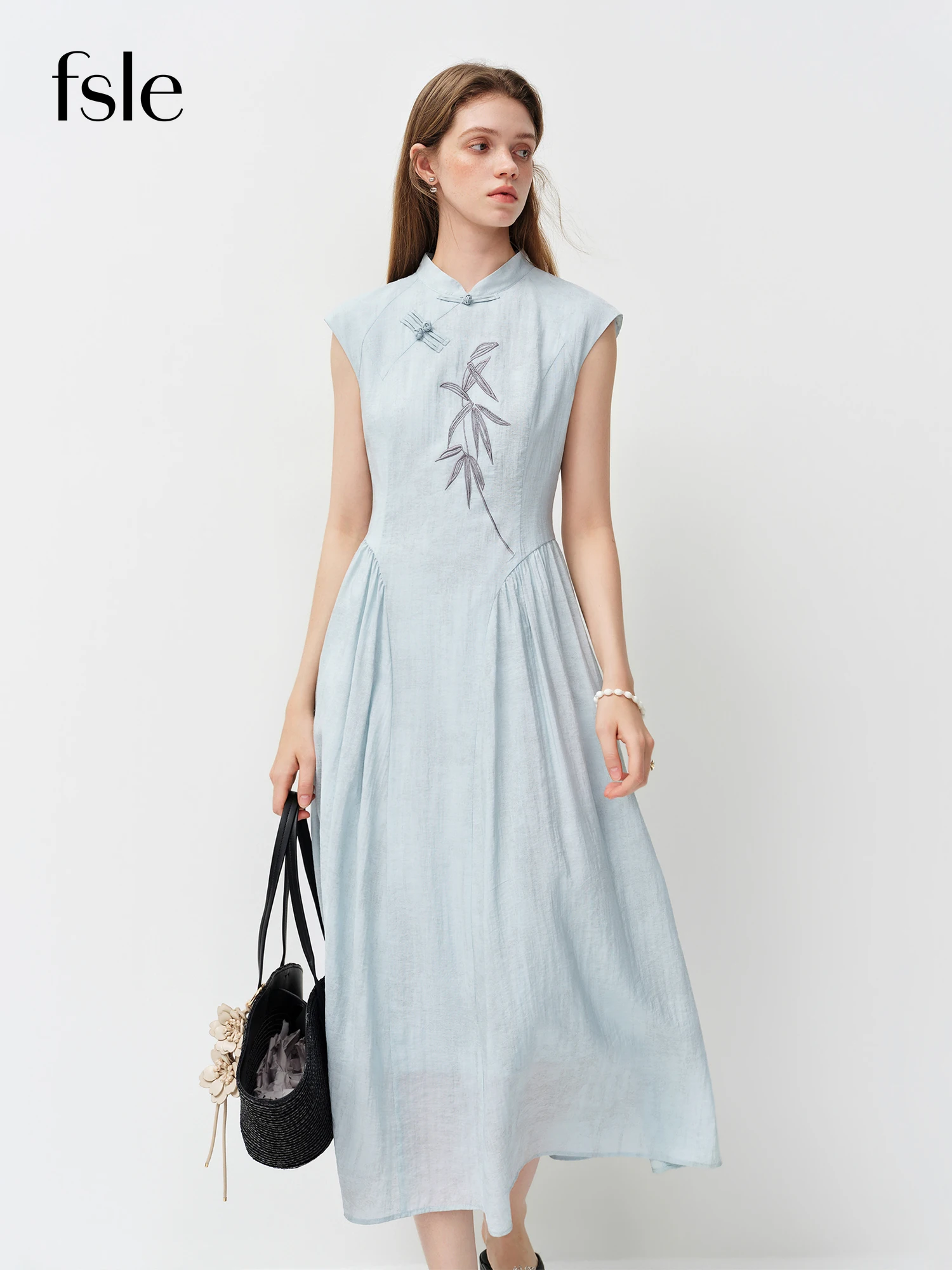 FSLE New Chinese Style Embroidery Slim-Fit Long Dress for Women 2026 Summer New Arrivals A-Line Waist-defining Skirt for Dates