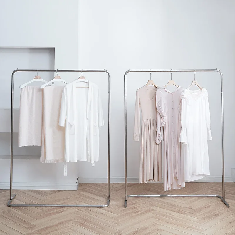 

Firm New Clothing store display rack Floor-to-ceiling stainless steel display rack Nakajima clothes rack