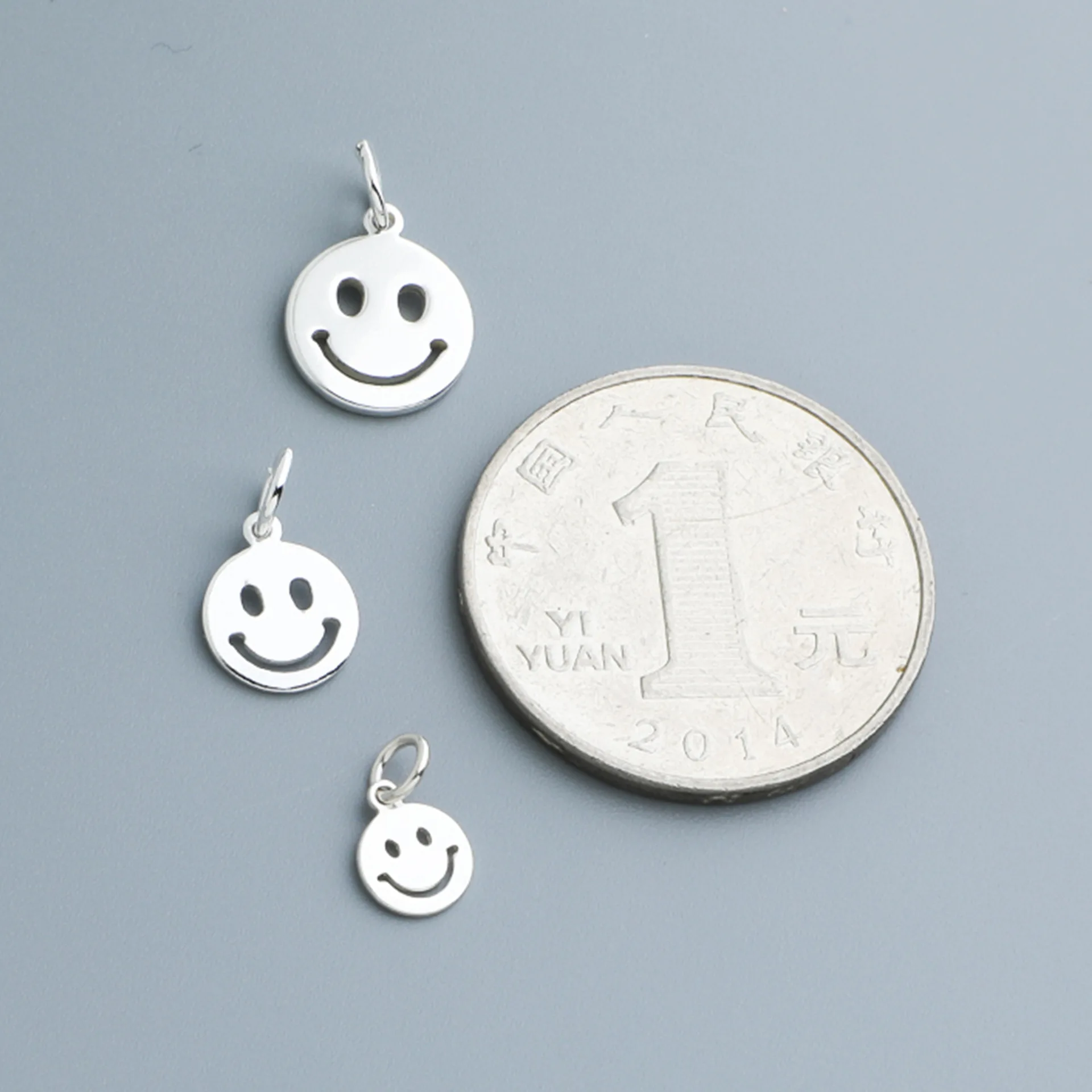 1pc 925 Sterling Silver Trendy Round Smile Charms 6/8/10mm Women/Men Jewelry Silver Pendants DIY Rings/Bracelets Necklace Crafts