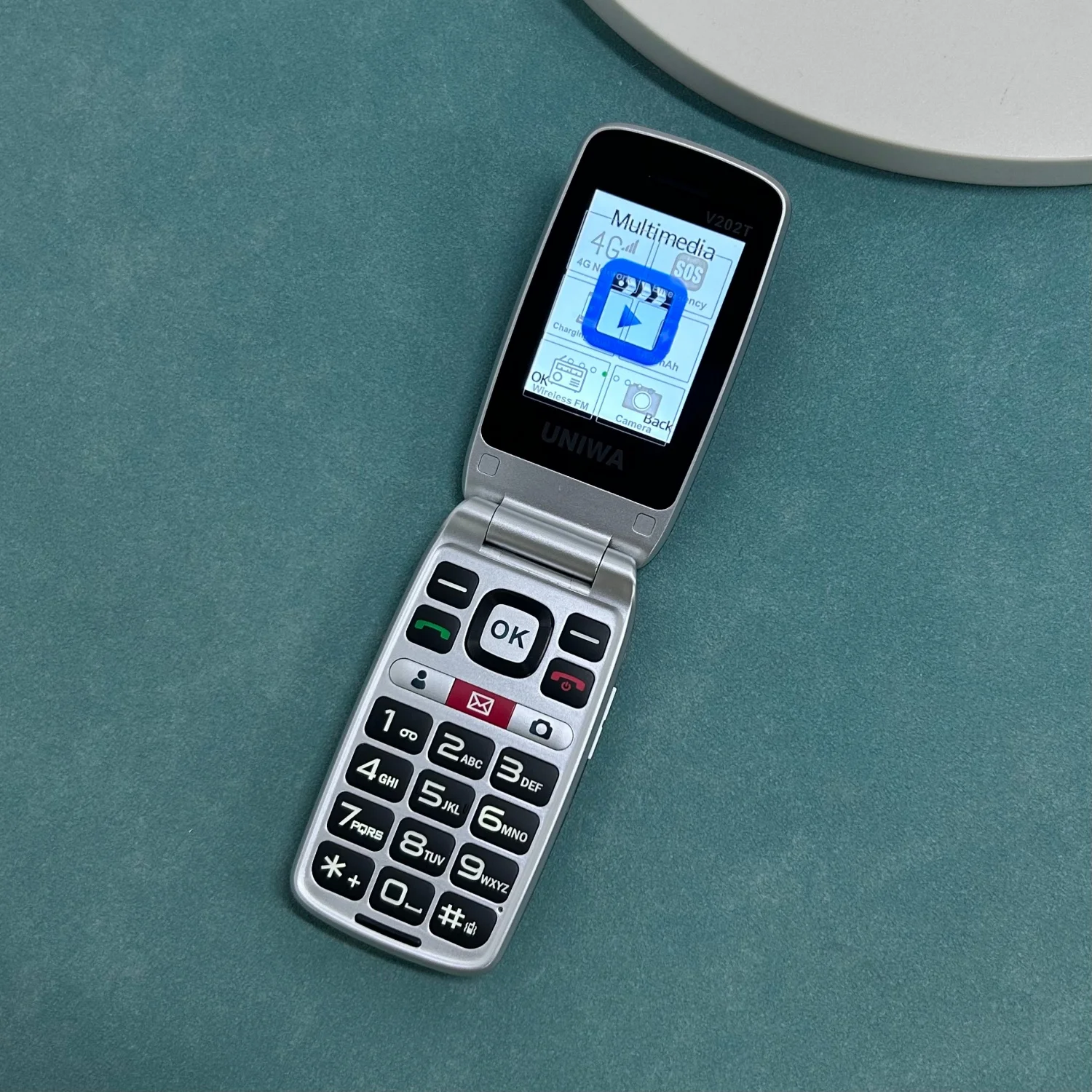 UNIWA V202T Flip Phone Dual Screen Large Button Dual SIM Card 4G Network Mobile Phone Support Charging Dock For Elderly