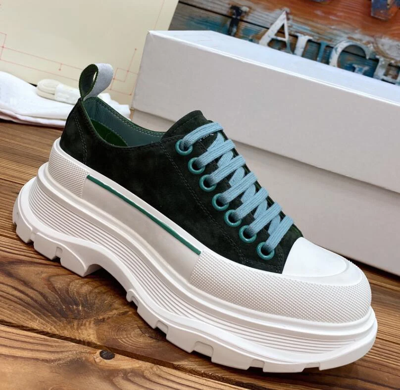 Thick Sole Women and Men Lace Up Sneakers Shoes Height Increase Round Toe Canvas Hot Fashion Top Quality Designer Shoe