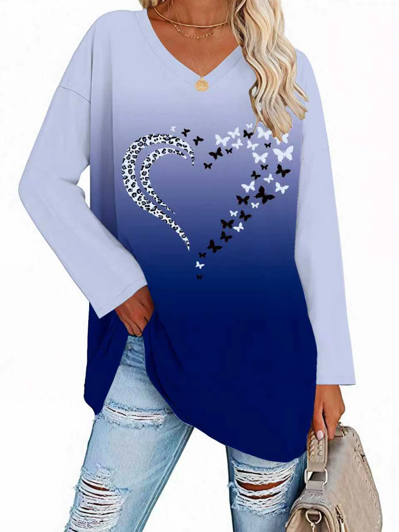 Plus Size Women's Loose Long-Sleeved V-Neck Gradient Heart-Shaped Printed T-Shirt Comfortable New Style for Autumn and Winter