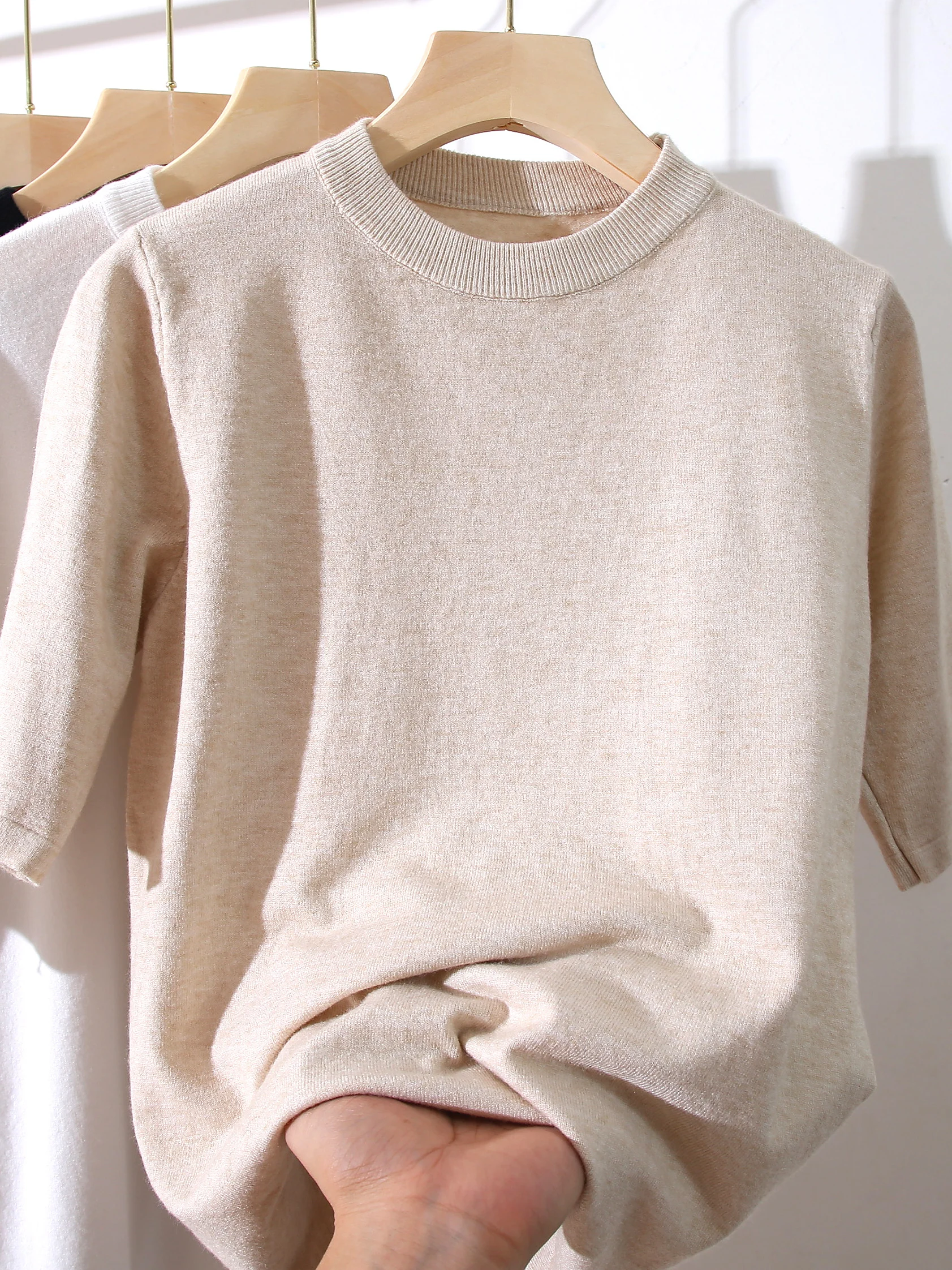 Women's Slim Fit Knitwear Short Sleeve round Neck Tagless Commute Style Fashionable Sun Protection Thin Base Shirt Top