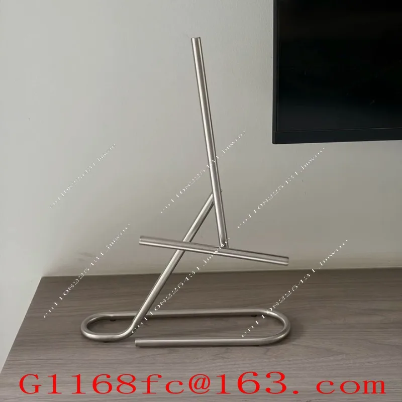 Newton Pendulum Iron Man Chaos Pendulum Perpetual Motive Pendulum High End Creative Anti Gravity Model