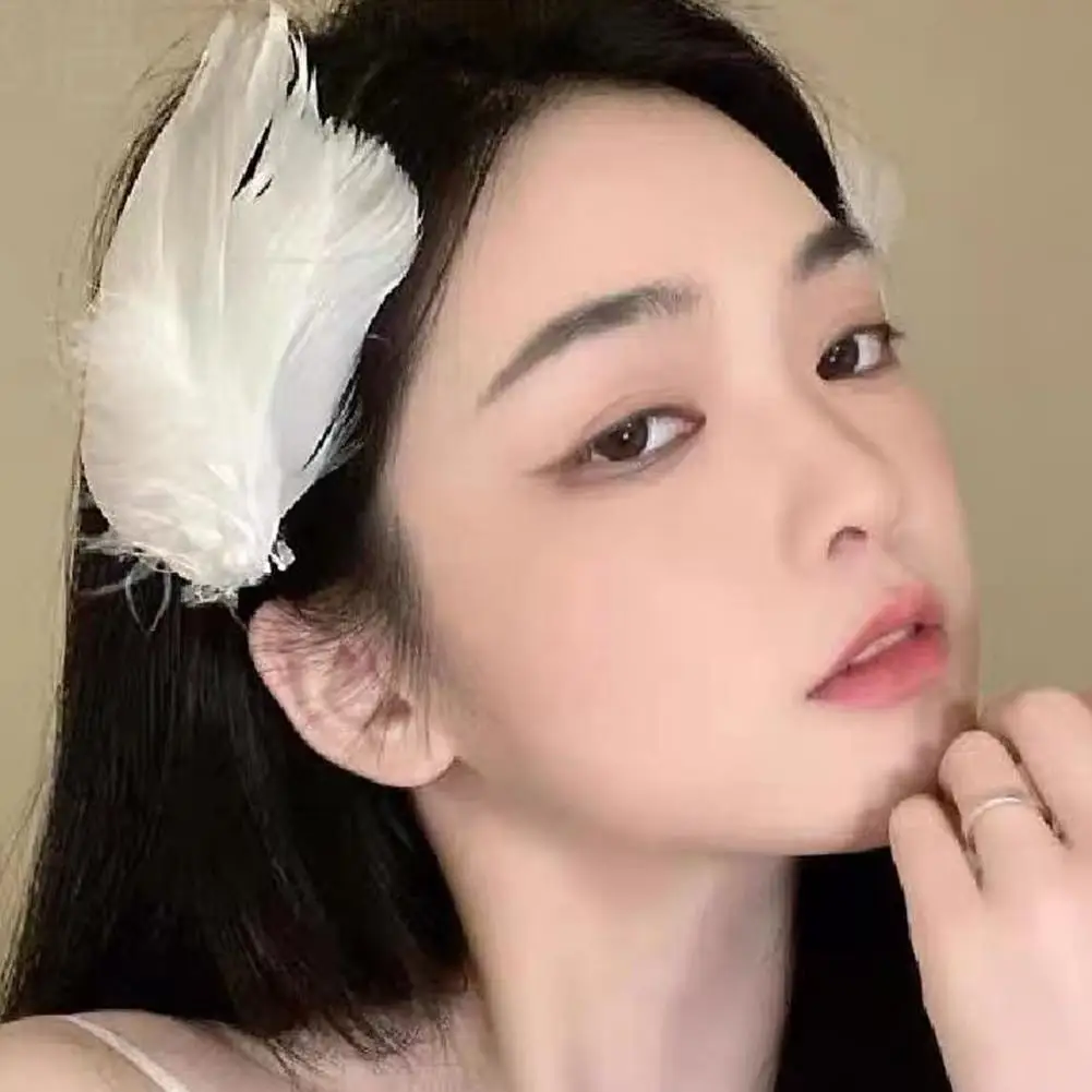 2pcs White Swan Feather Hairpin Headwear Ballet Style Stage Performance Side Clip Girl Party Faux Pearl Accessories Hair Clips