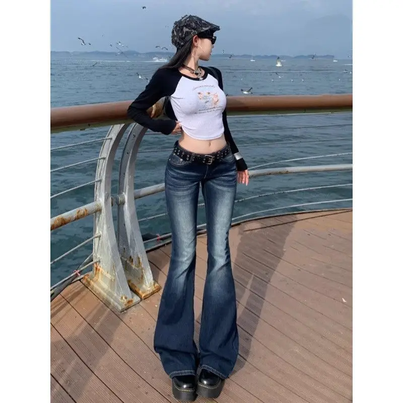 

Women's American vintage low rise flared jeans 2026 new high street slim fit stretch denim pants versatile bell bottom trousers