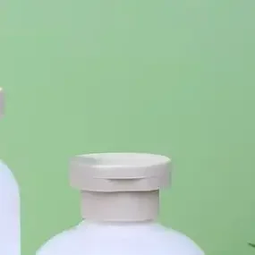 Kunststoff-Reise-Shampoo-Quetschflaschen, nachfüllbare weiße Behälter für Lotion, Creme, Klappdeckel, Duschgel, Schaumpumpenflaschen