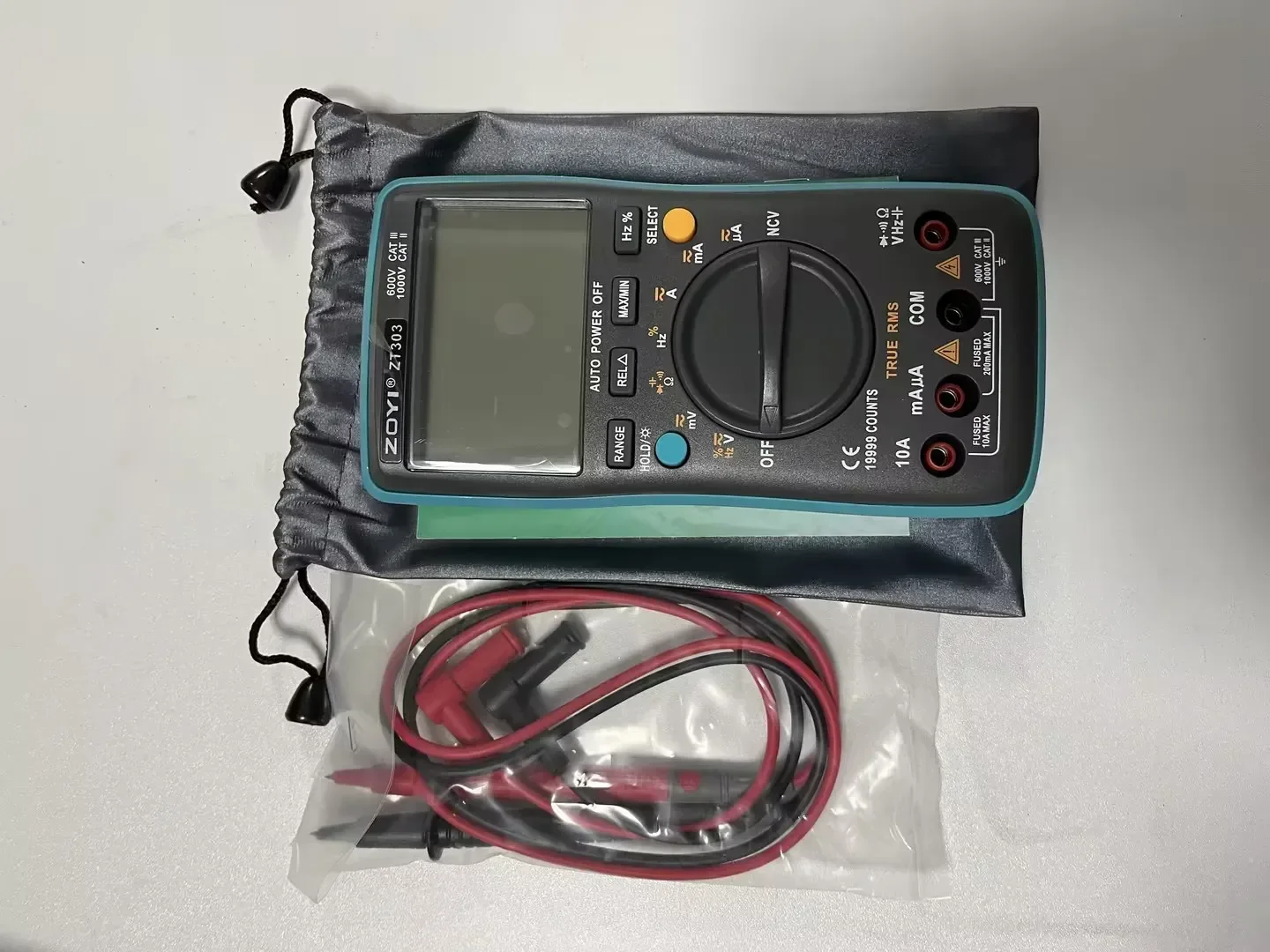 Digital Multimeter ZOYI ZT303 True-RMS DC/AC Voltmeter Ammeter Resistance Capacitance Hz Temp Tester 19999 Counts