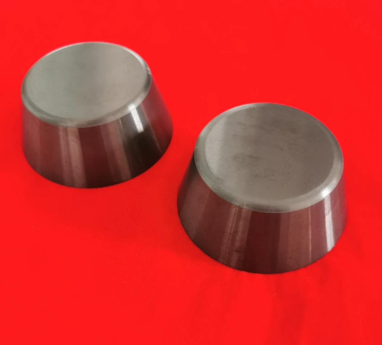 Manufacturer Customization High Precision Machining Arc Shape  Si3N4 Crucible Silicon Nitride Ceramic Crucible