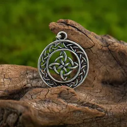 Nordic Celtic Knot Necklace Irish Witchcraft Witch Knot Pendant Retro Lucky Amulet Jewelry Men Women