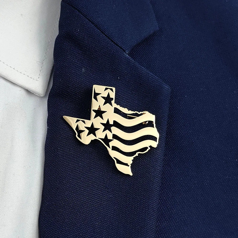 Cut‑Out Texas Map Shape Brooch 316L Stainless Steel 18K Gold Plated Flag Element Lapel Pin Unisex Decor Jewelry Gift