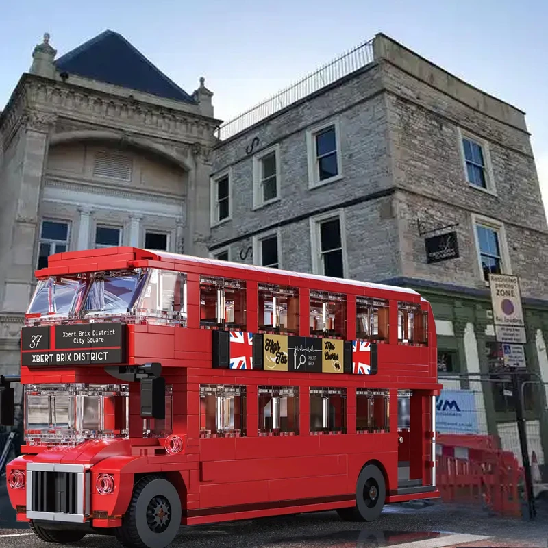 

745 PCS British Retro Double Decker Bus Building Blocks, City Sightseeing Bus Model, DIY Desktop Ornament Toy, Holiday Gift