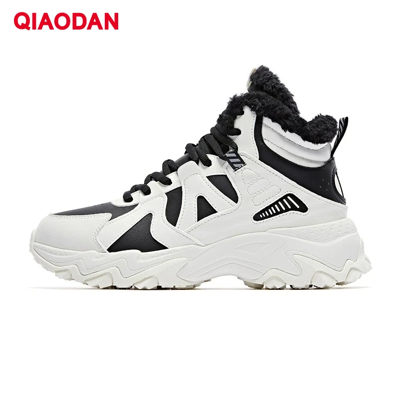 QIAODAN Plus Velvet Warm Running Shoes for Women 2025 Winter New High-top Leather Waterproof Anti-slip Cotton Shoes XM46221955B