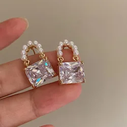 Cute Handbag Shape Drop Earrings for Women Mini Imitation Pearl Square Rhinestones Dangle Earrings Trendy Elegant Party Jewelry