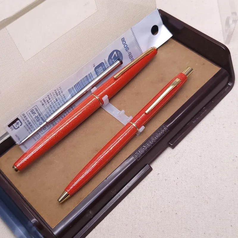 

Оригинальная японская перьевая ручка PLATINUM 18K, красная, в стиле ретро, золотая, с пером 0.5F, подарочная коробка, подарок на день рождения, чернильные ручки, канцелярские товары