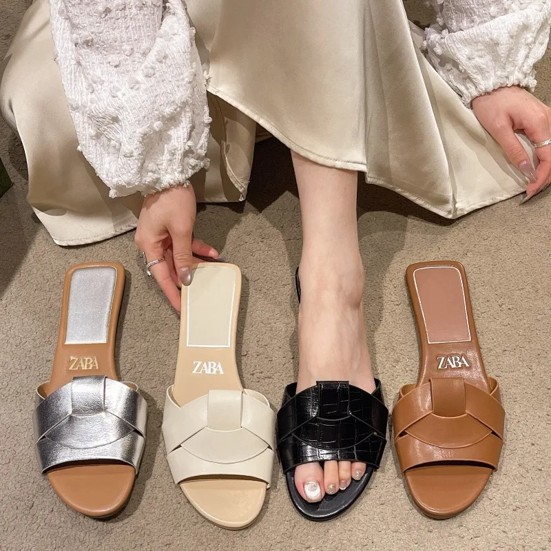 2025 Luxury Designer New Sandals Flat Comfort Sexy Open Toe Braided Beach Slippers Casual Soft Sole Flip Flops Zapatos De Mujer image 6