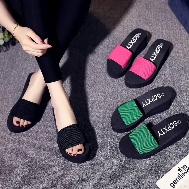 Slippers Women for Summer No-Slip Fabric Upper Heels Shoes Home Slipper Soft Platform Sole Ladies Beach Shoes Flip Flops
