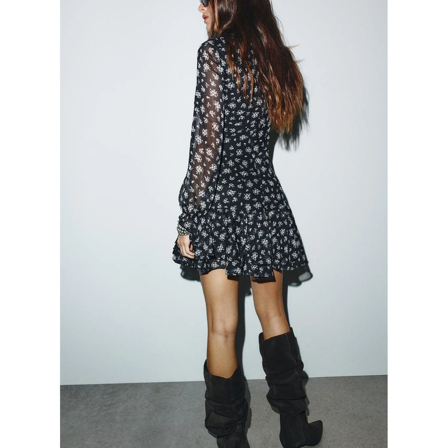 Novo Lançamento de Outono Inverno Vestido F de Manga Longa com Decote em V Estampado Deco em Camadas Estilo Europe...