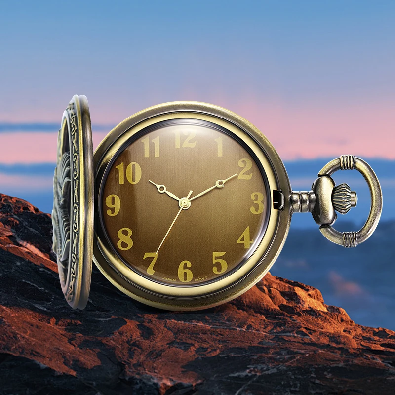 1pc Quartz pocket watch with vintage-style animal eagle motif with thickened links This pocket watch is perfect for wearing Holi